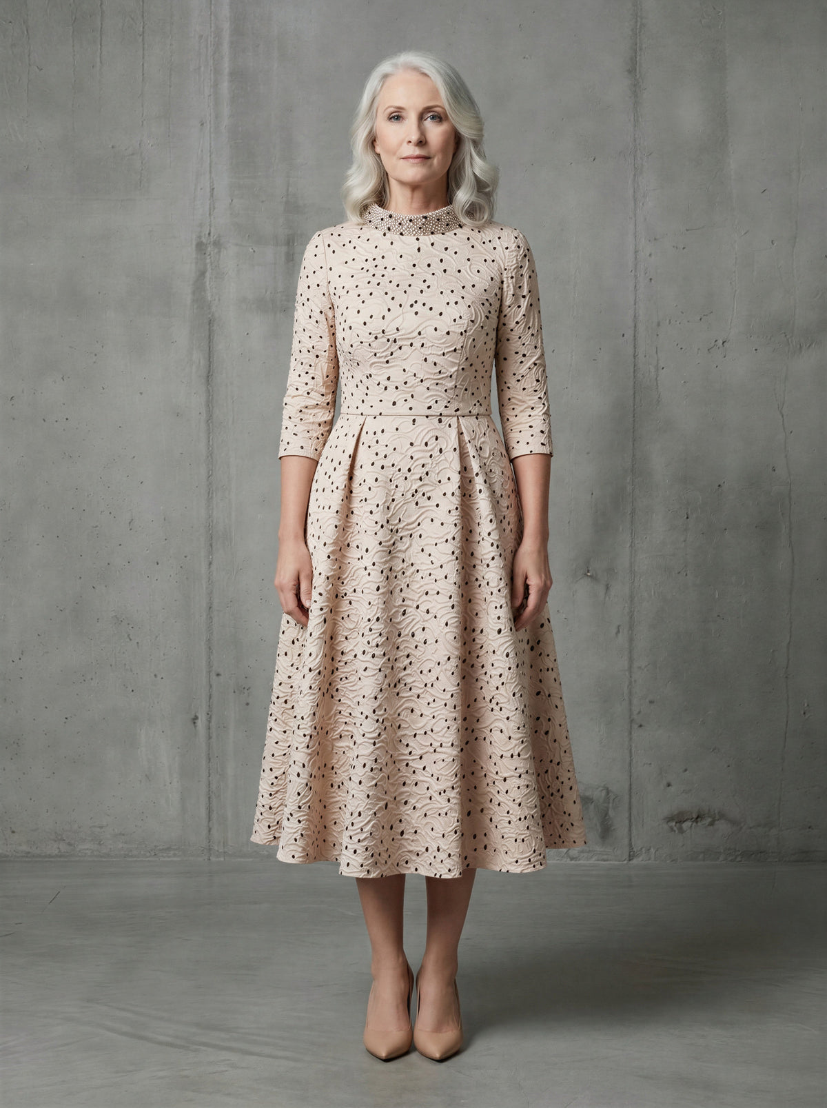 The polka-choker retro mum bridal dress